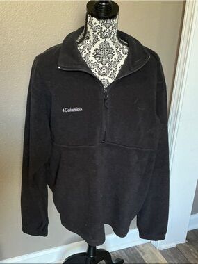 Columbia Men’s Black Half-Zip Fleece Pullover Size L